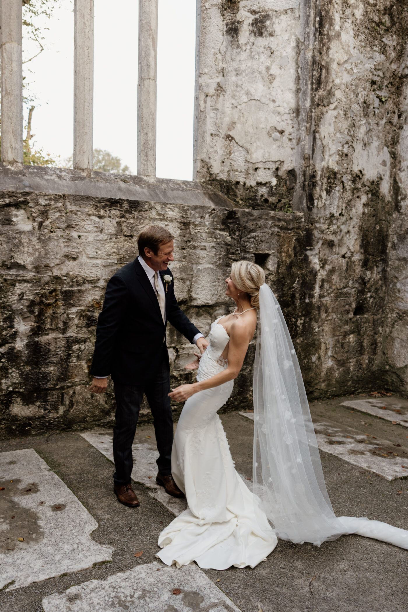 Maria & Andrew’s Wild Irish Elopement at Killarney Abbey 72 01 172