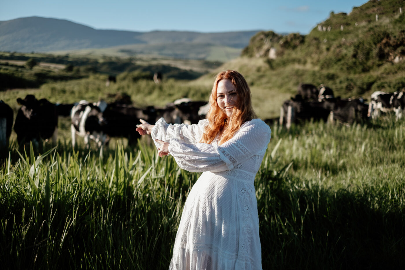Hannah and Matt’s Wild Irish Journey at Minard Castle and Conor Pass 14 01 21
