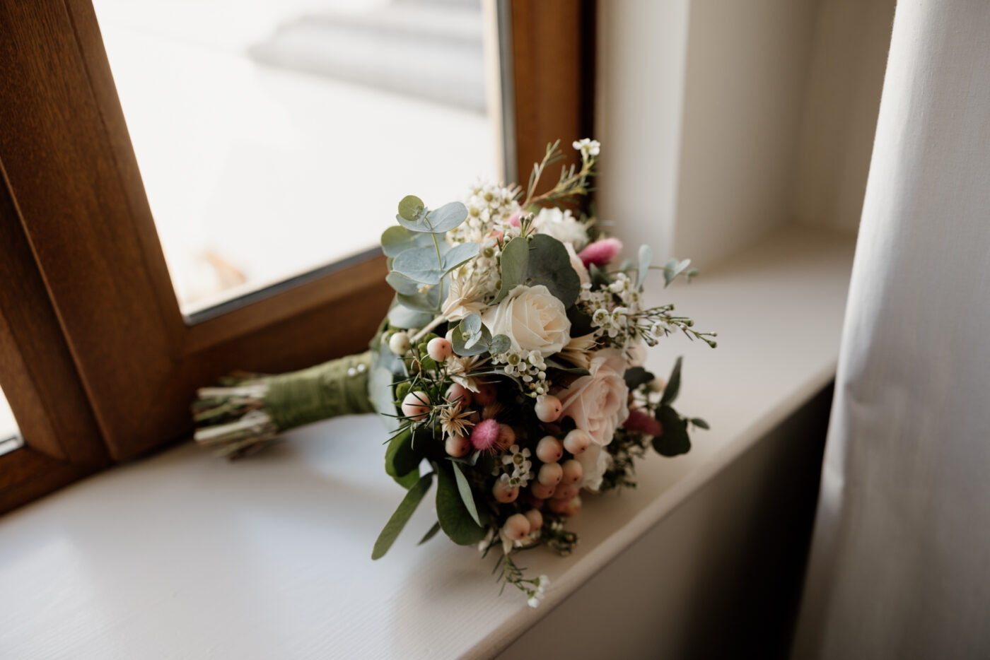 Maria & Andrew’s Wild Irish Elopement at Killarney Abbey 4 01 7 5
