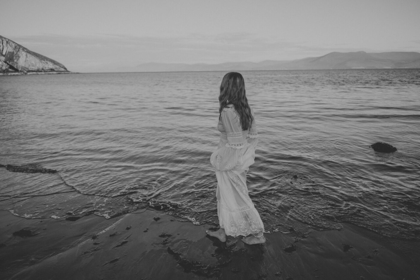 Hannah and Matt’s Wild Irish Journey at Minard Castle and Conor Pass 40 01 83